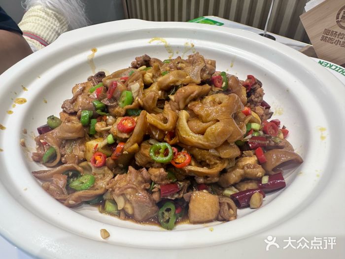 王小赞·肥肠竹林鸡(滨江银泰店)大众点评精选！(图11)