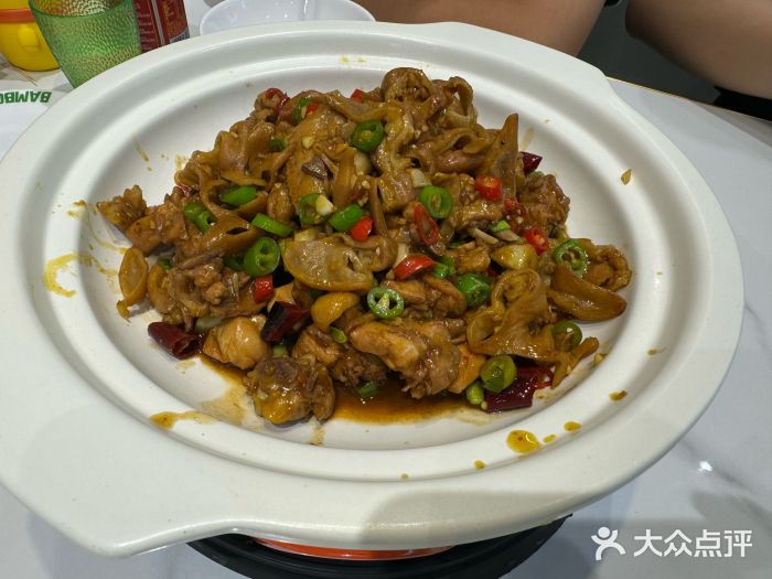 王小赞·肥肠竹林鸡(滨江银泰店)大众点评精选！(图7)