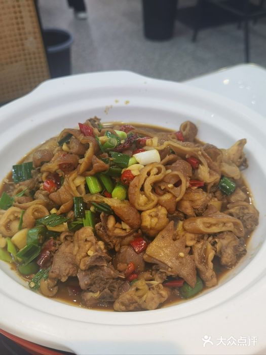 王小赞·肥肠竹林鸡(滨江开元广场店)大众点评精选！(图2)